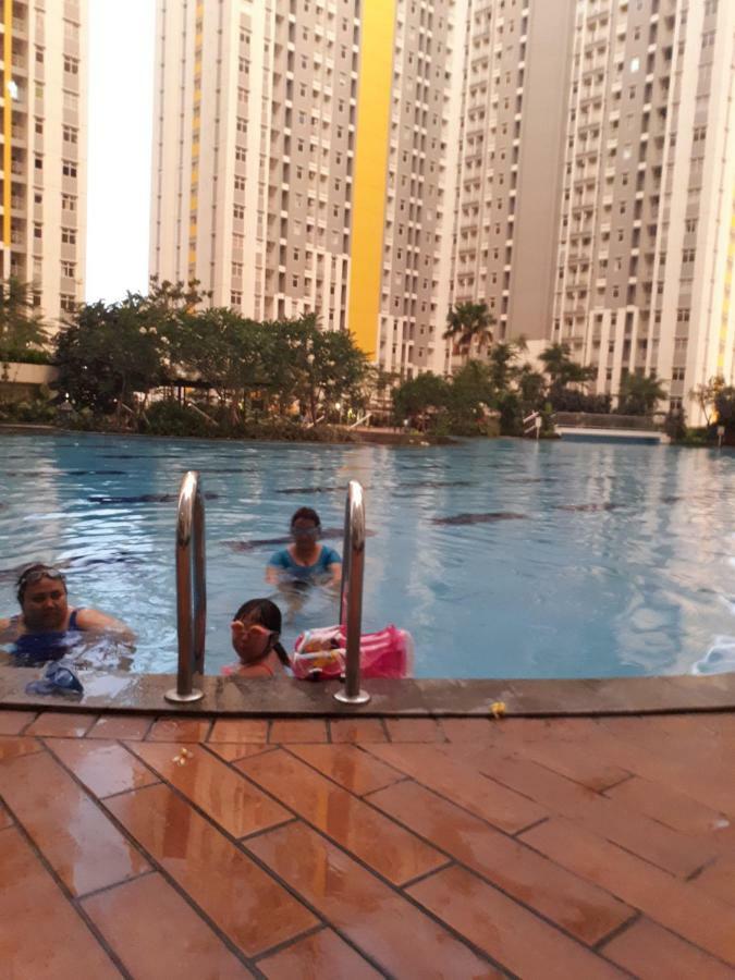 Apartemen Springlake Summarecon Bekasi-By Bu Johan Kültér fotó