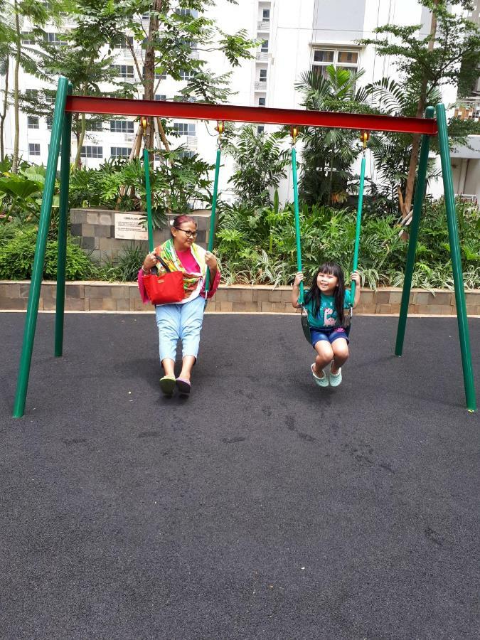 Apartemen Springlake Summarecon Bekasi-By Bu Johan Kültér fotó